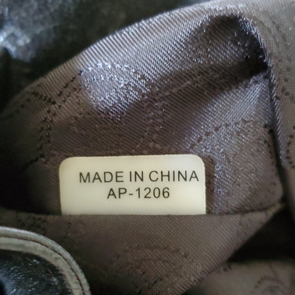 ●●REDUCED●●EXCELLENT AUTHENTIC  Michael Kors purse - Picture 7 of 12